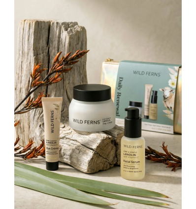 Wild Ferns Lanolin Daily Renewal Cosmetic Bag Gift Set